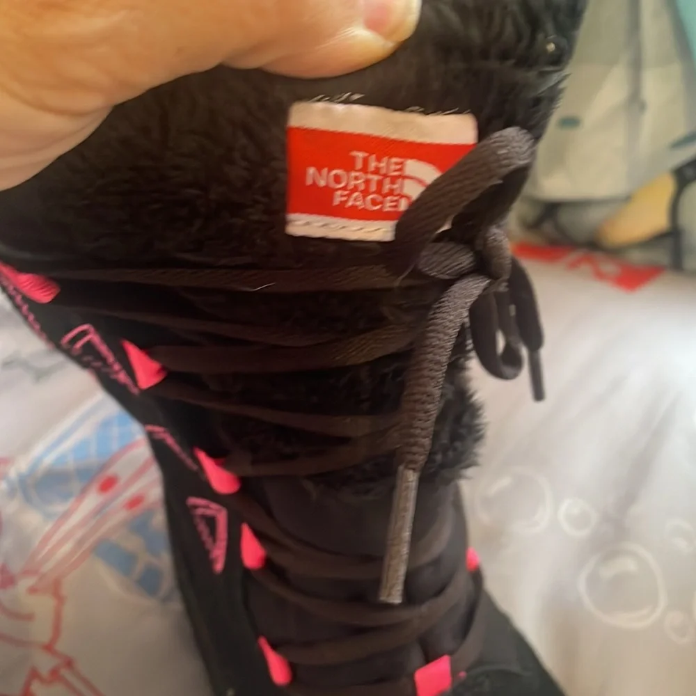 EUC Northface Shellista Lace II Boots - Picture 3 of 7